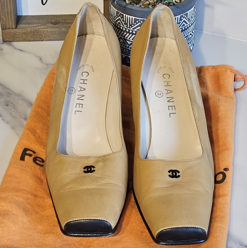 Chanel Cognac Colored Women's Shoes - Size 10 - Picture 2 of 9